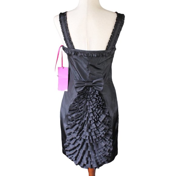 NWT- The Betsy Johnson Tiered Ruffle Peacock Tail Dress in Black Fully lined, S4 - Picture 1 of 14